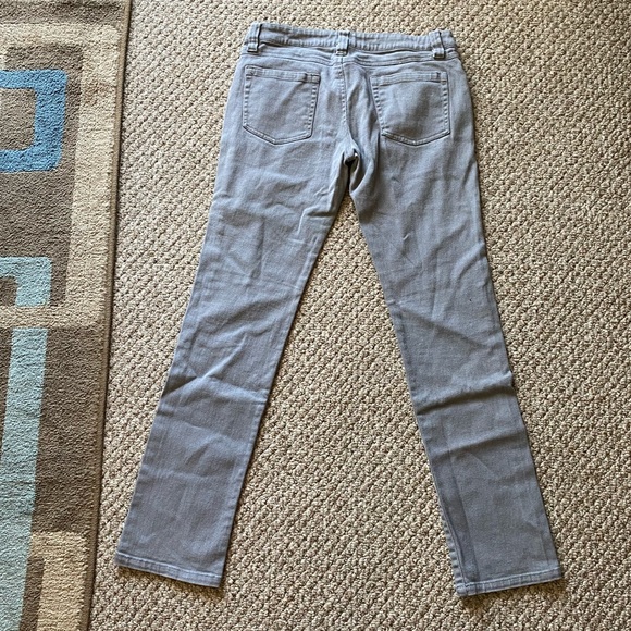 Grey Jeans - Picture 3 of 3